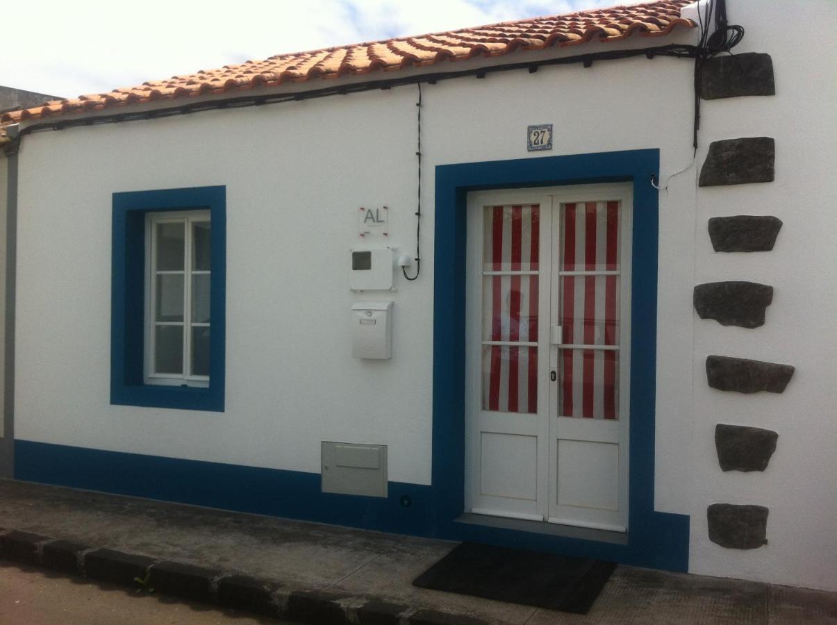 Casinha Azul Villa Horta  Bilik gambar